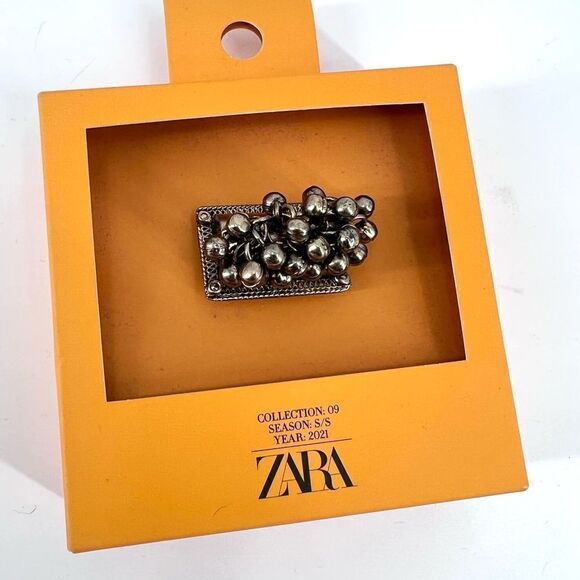 NWT Zara S/S 2021 Collection 09 brass fringe ring size small 5/6 - Picture 1 of 4